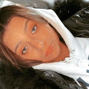 Meet your Posher, Pearl